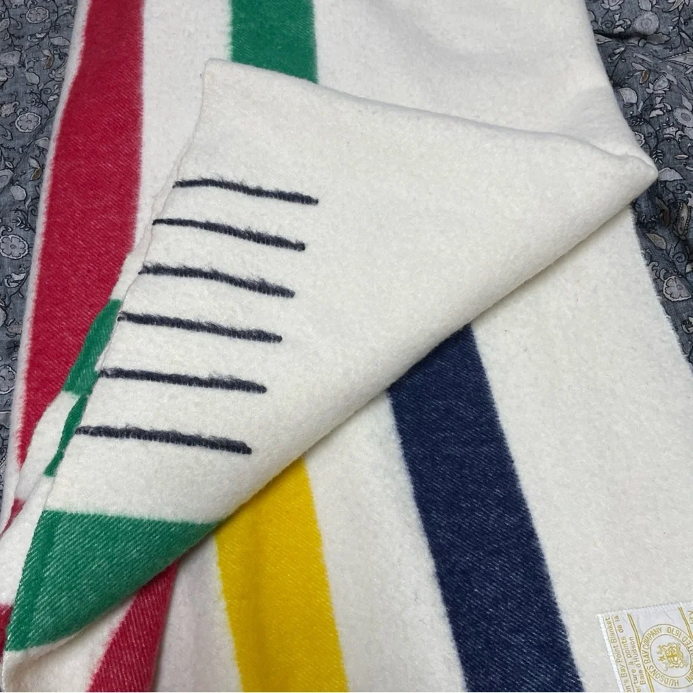 Hudson's Bay Wool Blanket 6 Point Queen Size Gold Label Made in‎ England vintage